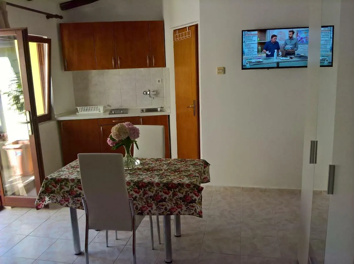 Studio Nada Apartment Mali Losinj