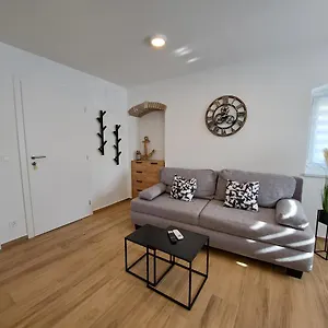  Apartman Apartman Tea