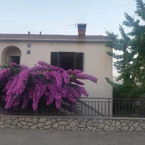 Apartman Mara
